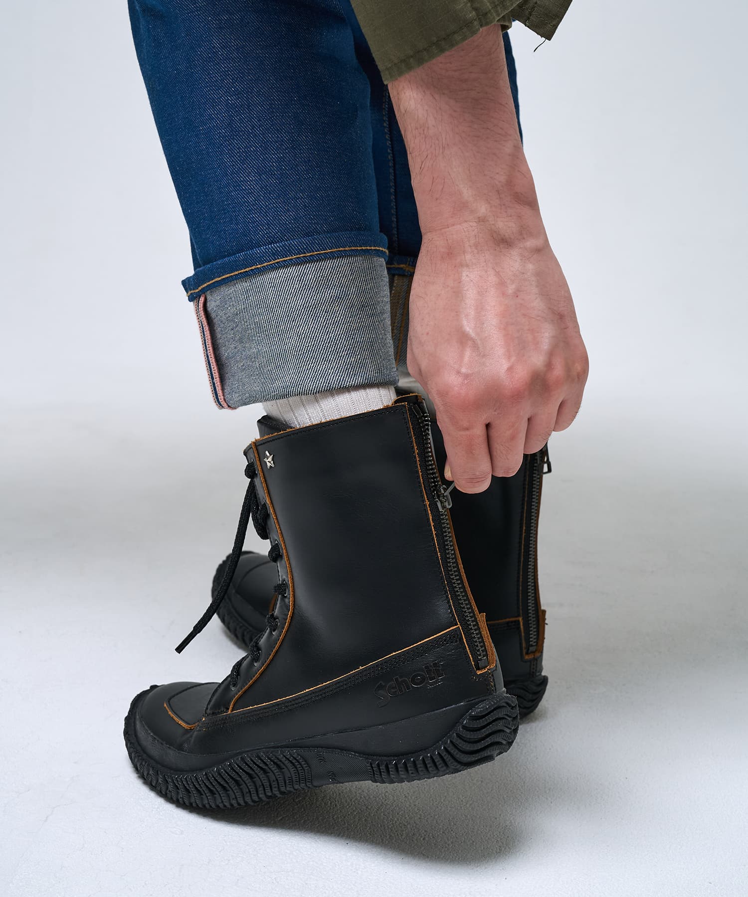 SP-Schott_01 Black - SPINGLE